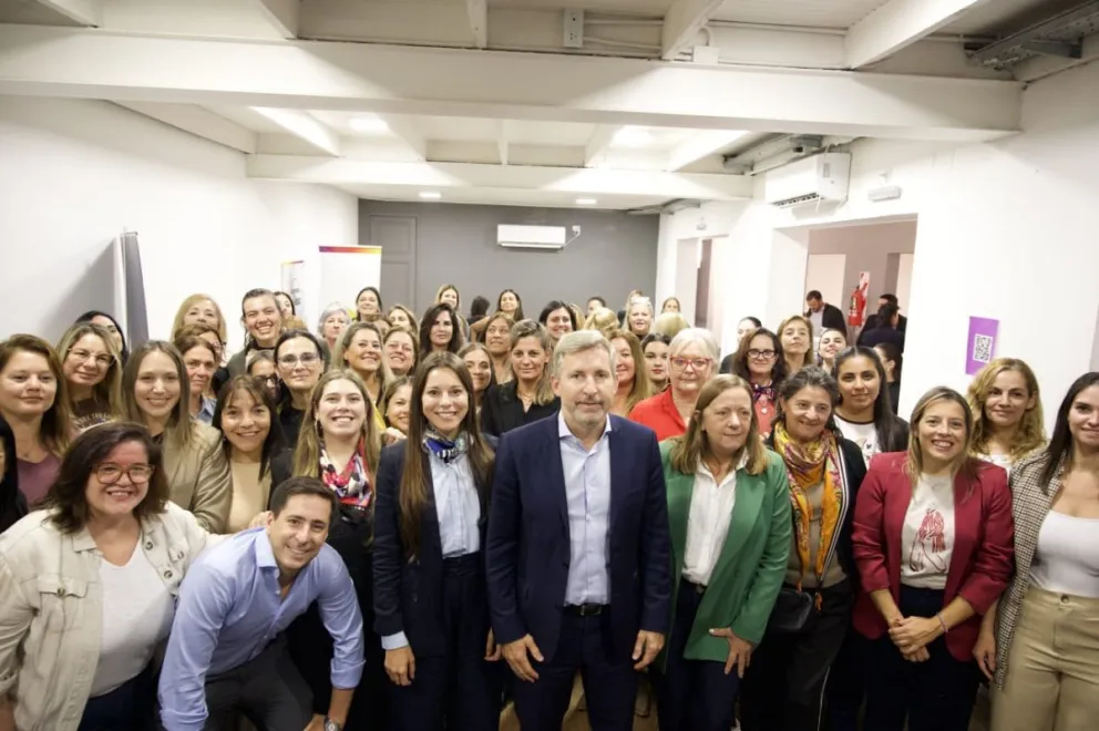 Con el respaldo de Frigerio, se constituyó la Red Provincial de Mujeres del PRO