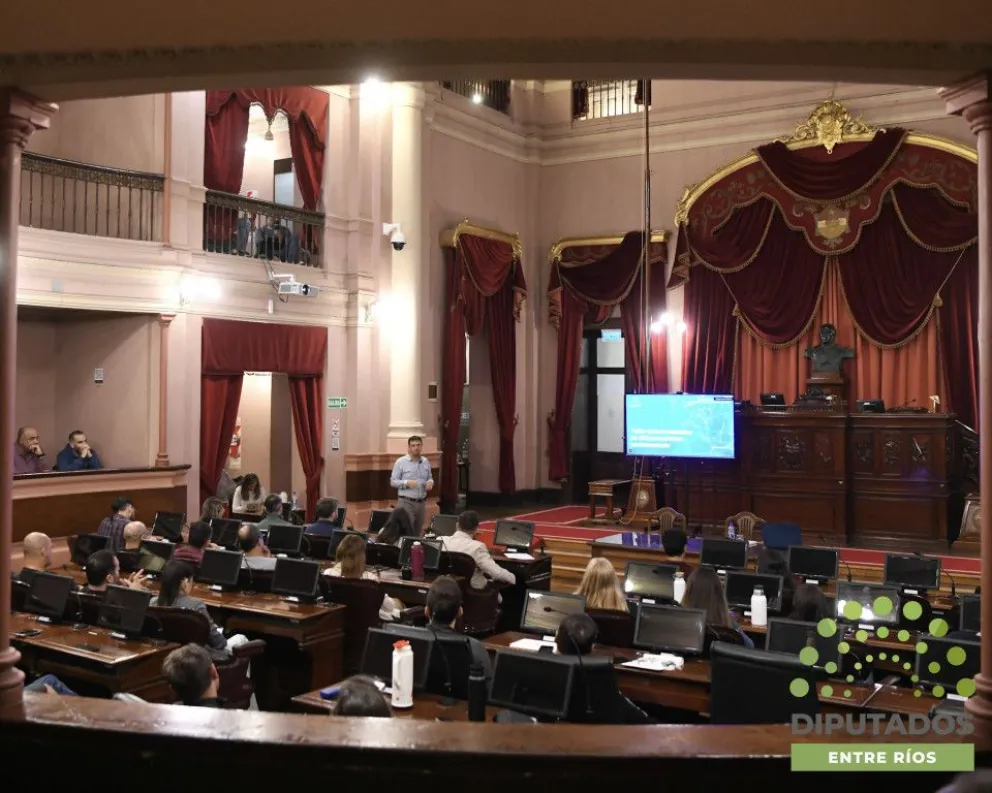 Diputados brindó una capacitación sobre Inteligencia Artificial aplicada al trabajo parlamentario