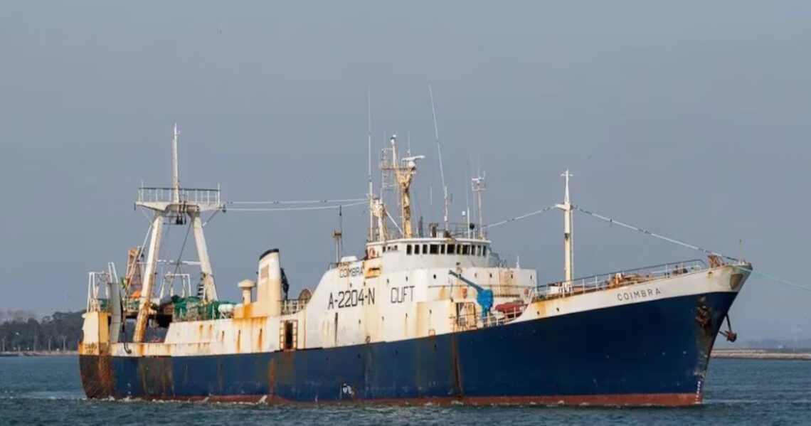 Otra de piratas: detectan a un buque portugués pescando ilegalmente en el Mar Argentino