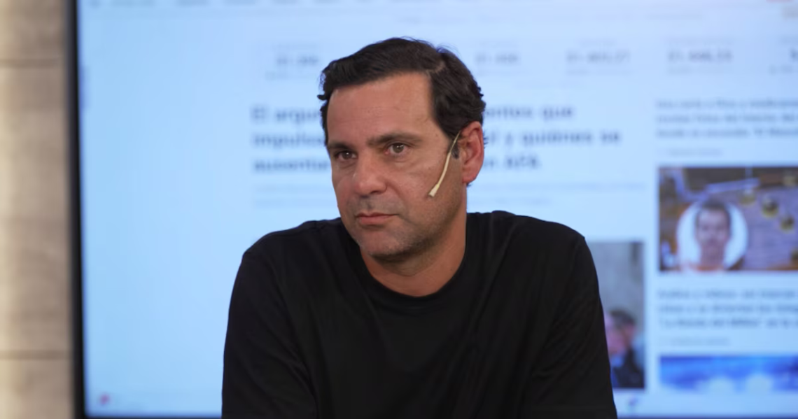 Fernando Marull explicó cómo la ruptura de Emiratos Árabes Unidos con la OPEP impacta en el precio de la nafta en ArgentinaEn diálogo con Infobae al Regreso, el economista analizó el efecto global de la decisión de Emiratos Árabes Unidos y explicó por qué los argentinos pagan hoy valores internacionales en los combustiblesPor Nicolás Sturtz