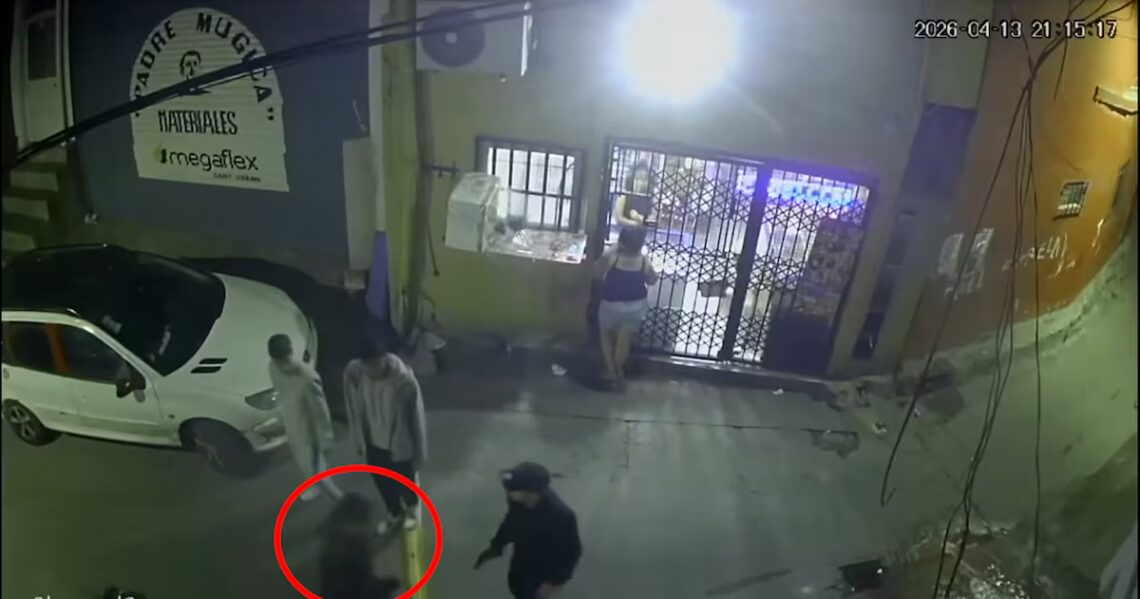 Asesinaron a tiros a un adolescente de 15 años en Villa 31 e investigan un presunto ajuste de cuentas