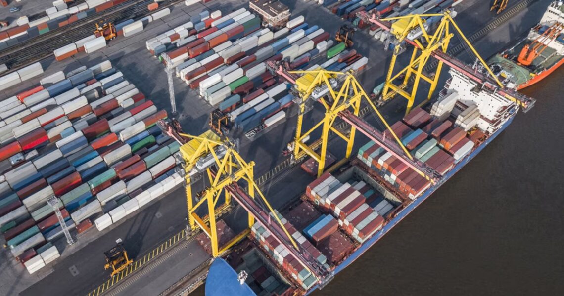Con exportaciones récord, la balanza comercial de marzo arrojó un superávit de más de USD 2.500 millones