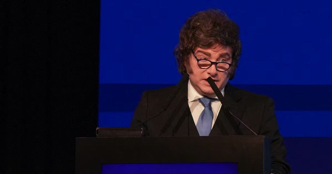 Milei volvió a apuntar contra Rocca y Madanes Quintanilla: “¿Por qué debería beneficiar a corruptos ineficientes?”