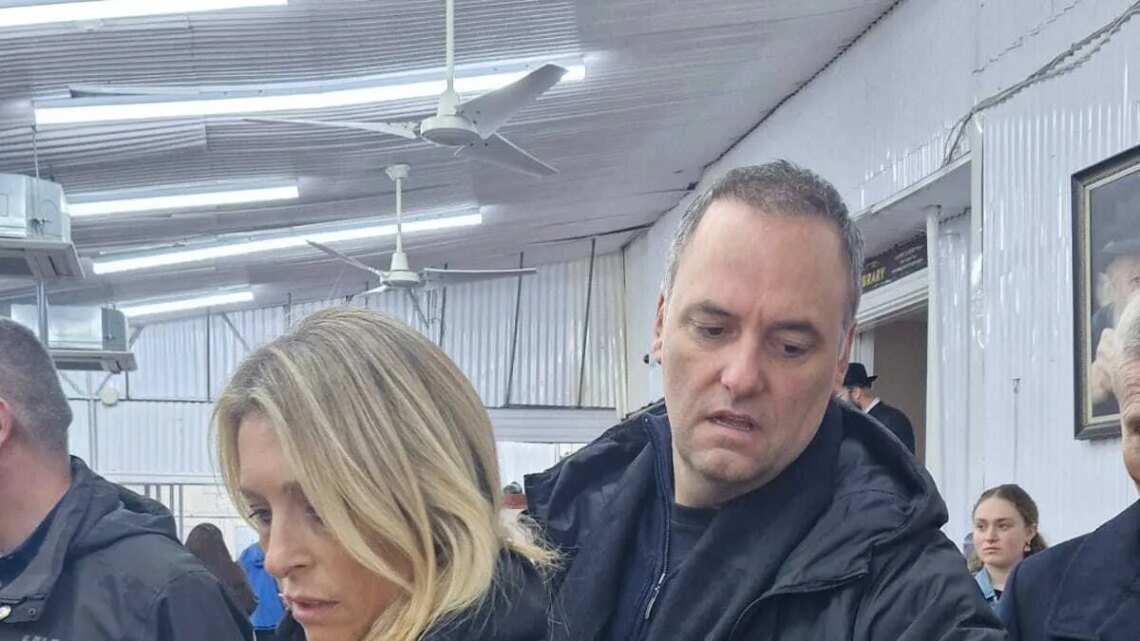 El juez Daniel Rafecas archivó una denuncia contra Manuel Adorni por el uso del avión presidencial