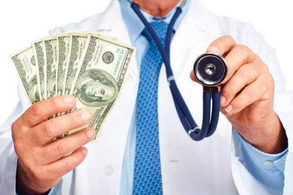 Menos consultas y más espera: la salud también entra en ajuste