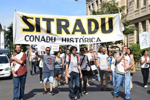 Cáceres Sforza: “Es un modelo que desfinancia y ataca a la universidad”