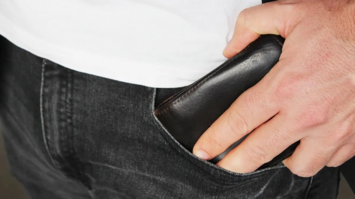 Salarios: tras la caída de febrero, se agranda la brecha entre sectores y persisten las dudas sobre una recuperación