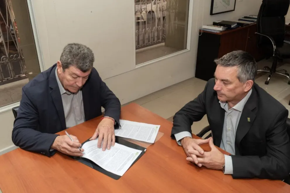 El IAPV firmó un acuerdo para agilizar escrituraciones y operatorias crediticias