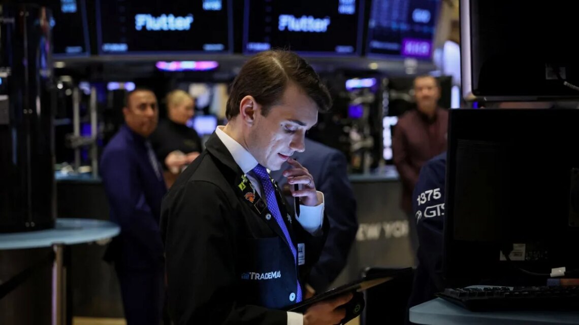 Wall Street adelanta bajas, pero el petróleo se estabiliza ante renovadas expectativas de paz en Medio Oriente