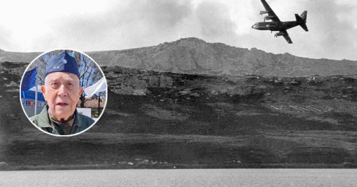 “Eramos felices haciendo misiones arriesgadas”: el rol de los Hércules en Malvinas y el reconocimiento a uno de sus tripulantesPor unanimidad, los diputados votaron condecorar al brigadier retirado veterano de guerra Jorge Francisco Martínez, quien participó de peligrosas misiones en Malvinas a bordo de aviones Hércules. Algunas de las acciones que estas máquinas protagonizaron en la guerra del Atlántico Sur