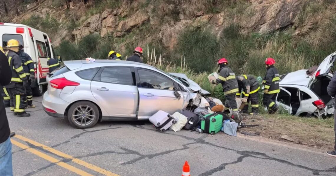 Tragedia en Tornquist: cuatro muertos y tres heridos tras un choque frontal entre dos autos sobre la ruta 76Las víctimas fatales eran oriundas de la localidad bonaerense de Lanús y del barrio porteño de Caballito. Tres fallecieron en el acto y el otro en el hospital