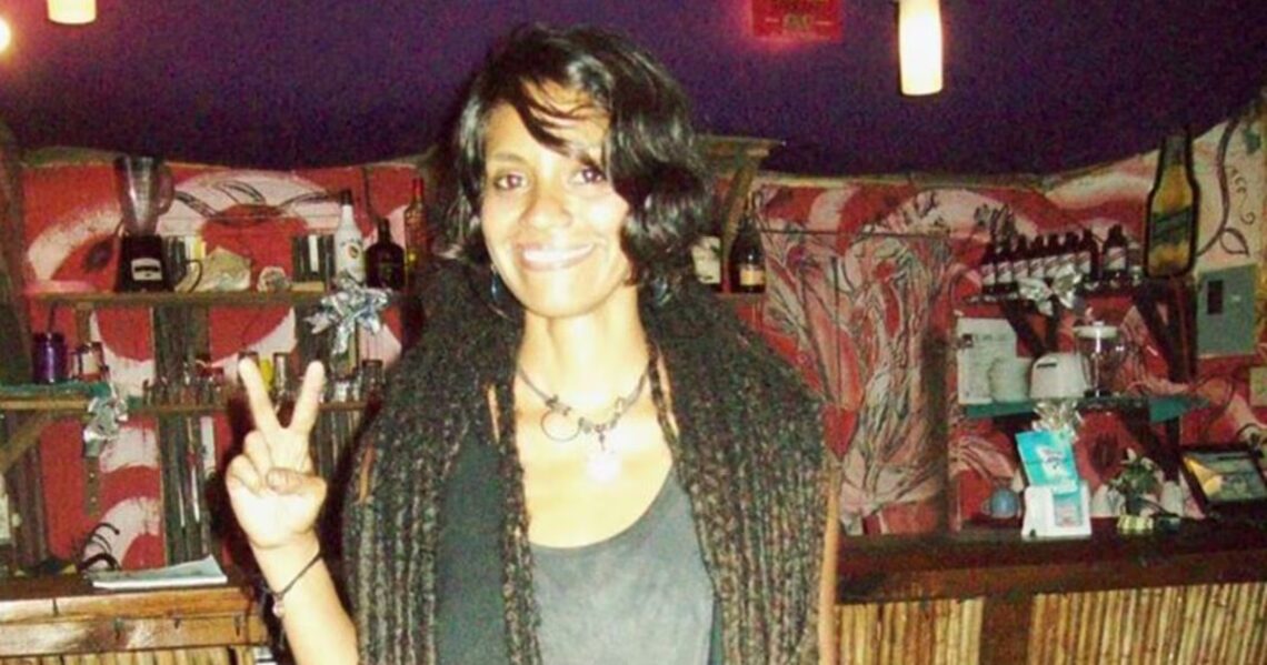 A seis años del femicidio de Cecilia Basaldúa, la Justicia realiza una reconstrucción in situ en Capilla del MonteEl operativo busca analizar nuevas pruebas en la zona donde fue hallado el cuerpo. La familia insiste en el reclamo de justicia y denuncia irregularidades en la investigación