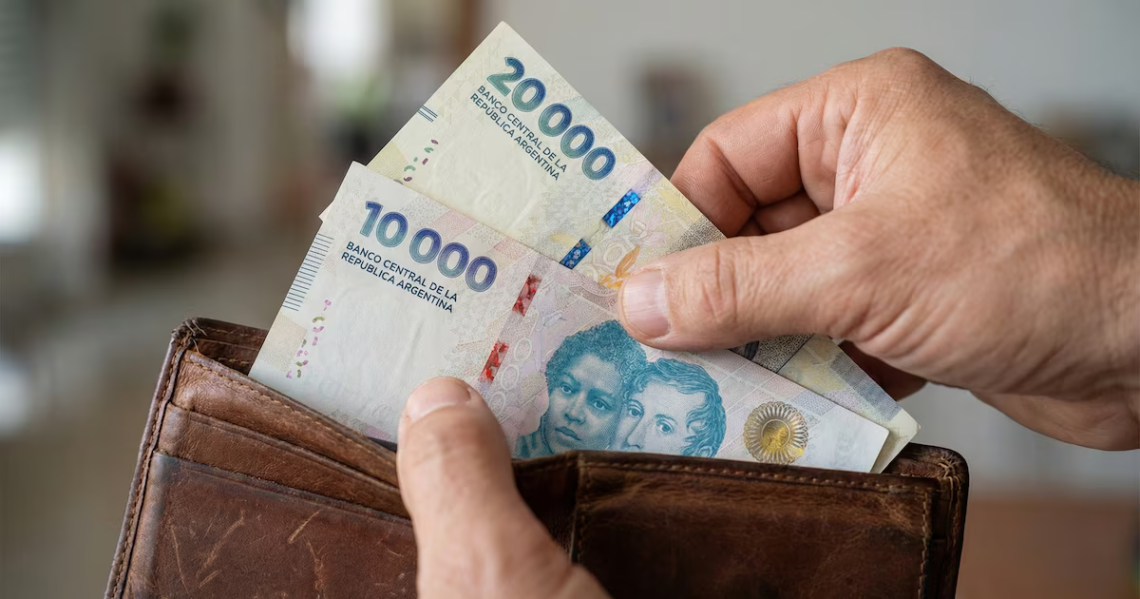 Aguinaldo de junio 2026: qué hacer si no se deposita en la fecha correspondienteProcedimientos y alternativas para quienes no reciban el pago extra de mitad de año en los plazos legales establecidos