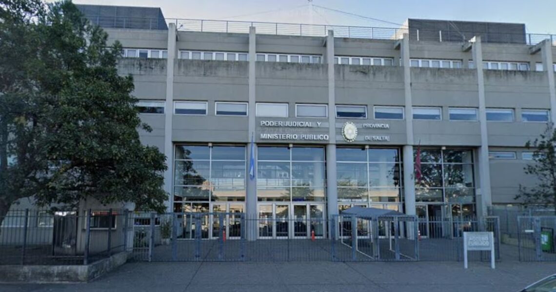 Imputaron a un abogado de Salta que estafaba a personas con préstamos informalesUna mujer también quedó implicada en la causa. Según la fiscalía, ambos captaban personas con dificultades económicas, a quienes les hacía firmar pagarés en blanco