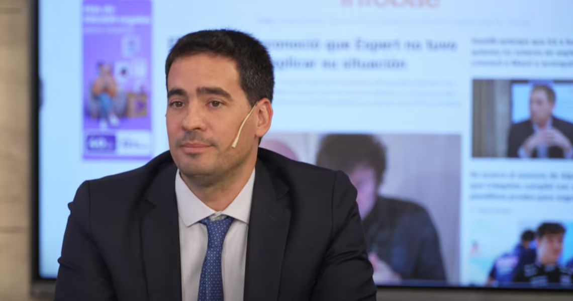“No hay crisis económica en la Argentina”: diputado de LLA y coautor de un libro con Milei defendió el rumbo del Gobierno El funcionario analizó la marcha del plan económico, defendió la estabilización y sostuvo que el país atraviesa una etapa de recuperación con desafíos en empleo, informalidad y sostenibilidad a largo plazoPor Brisa Bujakiewicz