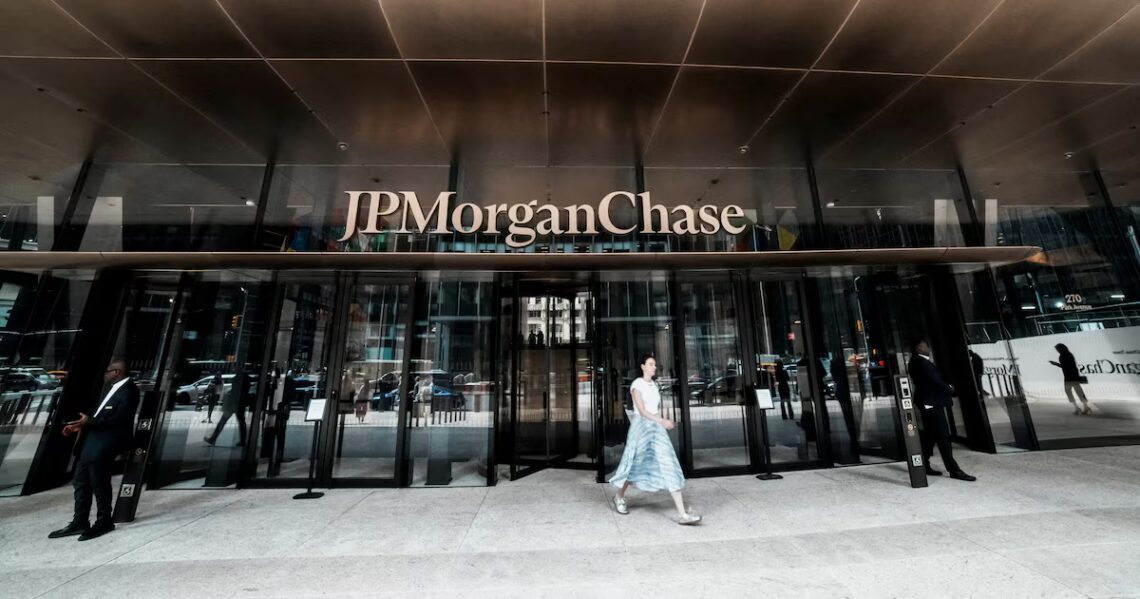 Súper RIGI: un gigante de Wall Street se preguntó si generará inversiones “genuinamente nuevas”JP Morgan detalló a sus clientes los principales puntos del nuevo programa de incentivos y puso foco en los riesgos y oportunidadesPor Ludmila Di Grande