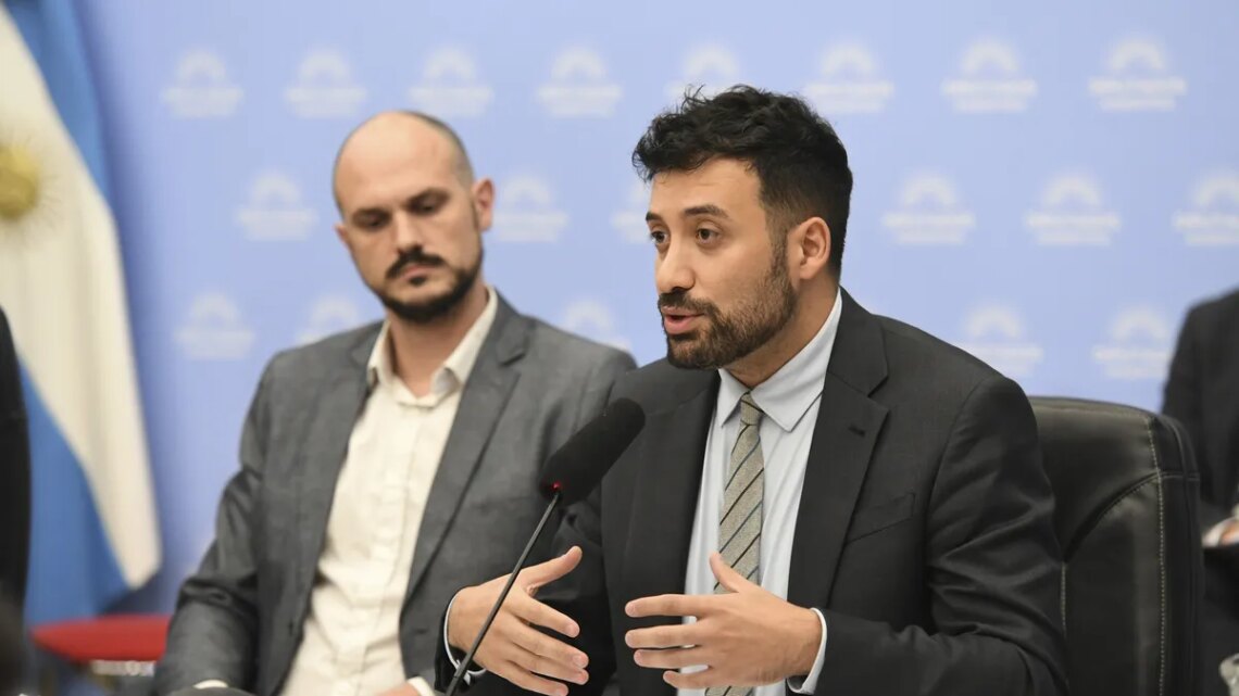 Ley Hojarasca: el Gobierno retiró cambios que afectaban a legisladores para destrabar tratamiento