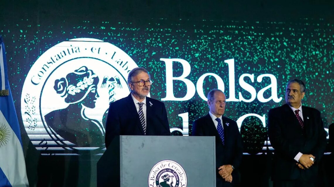 Baja de retenciones: entidades del campo celebraron el anuncio de Javier Milei
