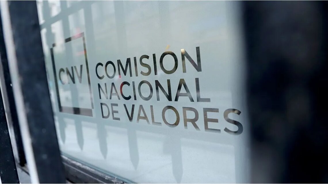 La CNV endurece controles sobre ALyCs: nuevos límites al apalancamiento y vigilancia sobre posiciones en dólares
