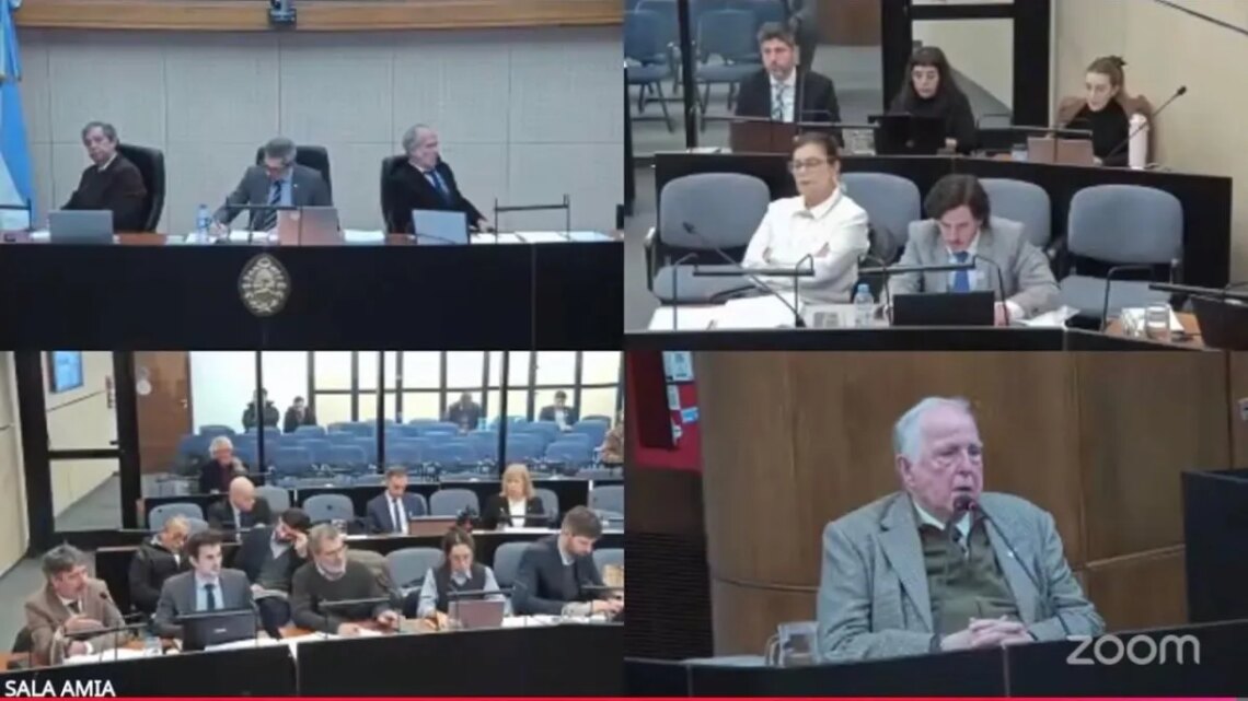 Causa Cuadernos: revelan más de 300 llamados entre el acusado de manipular los anotadores y un exjefe de Pericias de la Federal