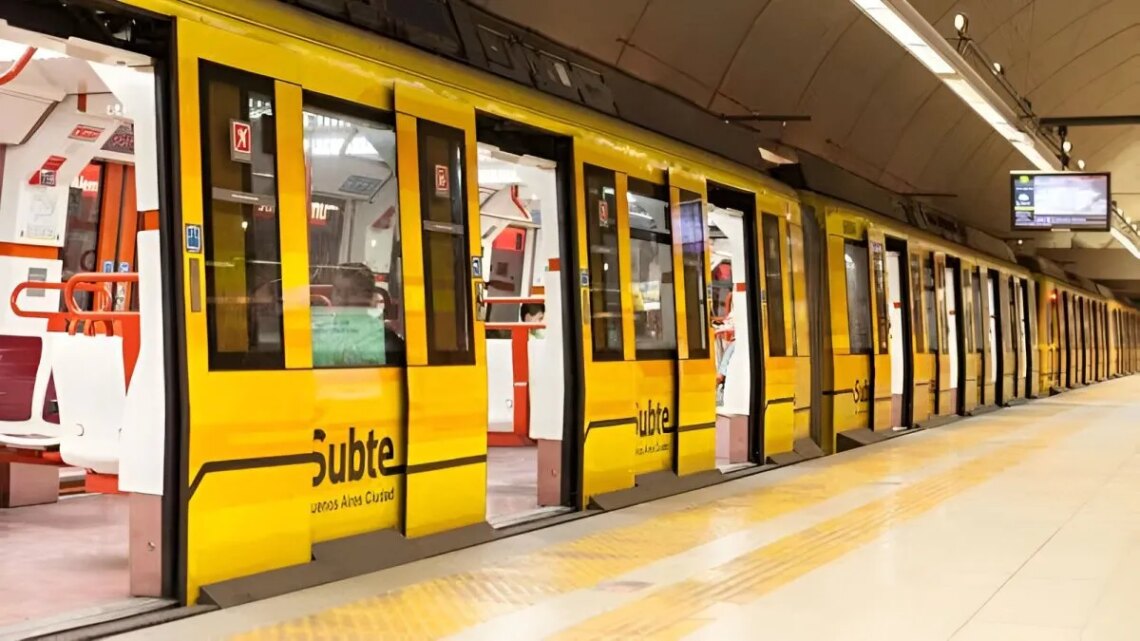 Subte: anunciaron una medida para el lunes en reclamo del descuento de salarios