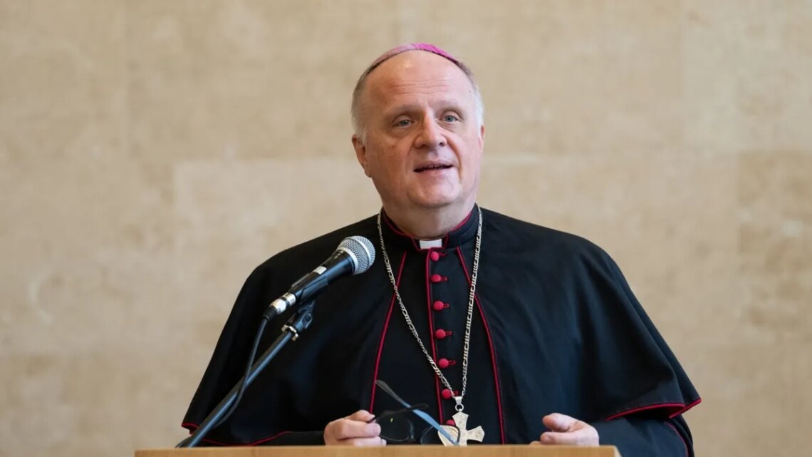 El papa León XIV designó a Michael Wallace Banach como nuevo nuncio en la Argentina