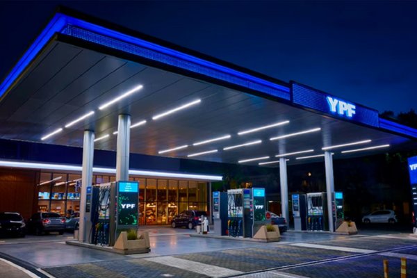 Otra vez, YPF aplicará una suba en naftas