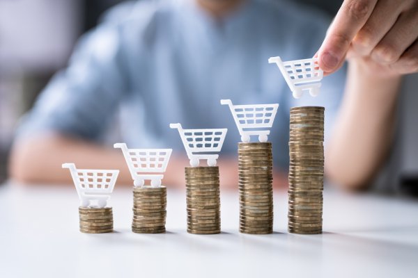 Junio llega con una ola de aumentos: qué servicios costarán más