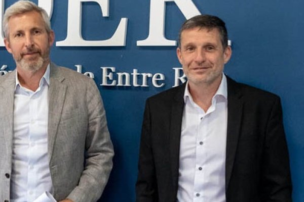 Filipuzzi tiene empleados a su hijo y su nuera en la Uader