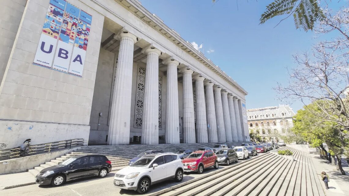 A días de la cuarta Marcha Federal, el Gobierno acusó a la UBA de “extorsión política” y Yacobitti lo cruzó