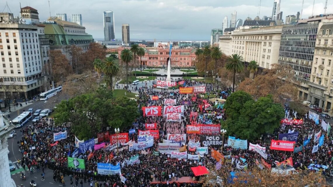 Convocaron a un ayuno de ocho días en Plaza de Mayo contra el Gobierno