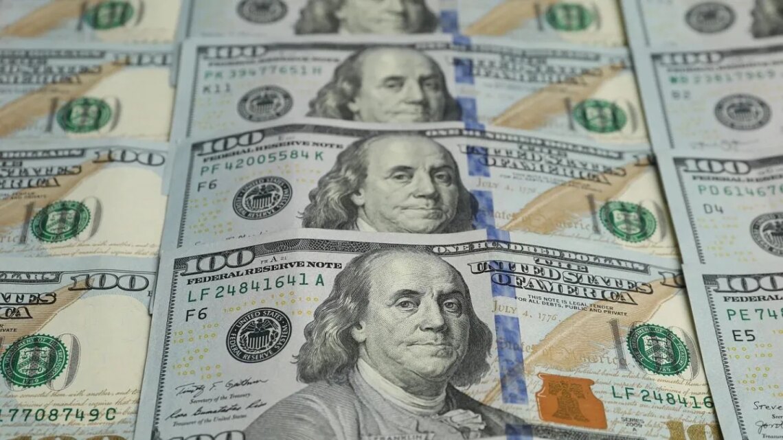 ¿Sube o baja? Qué pasará con el dólar antes de las elecciones, según uno de los economistas más cercanos al Gobierno