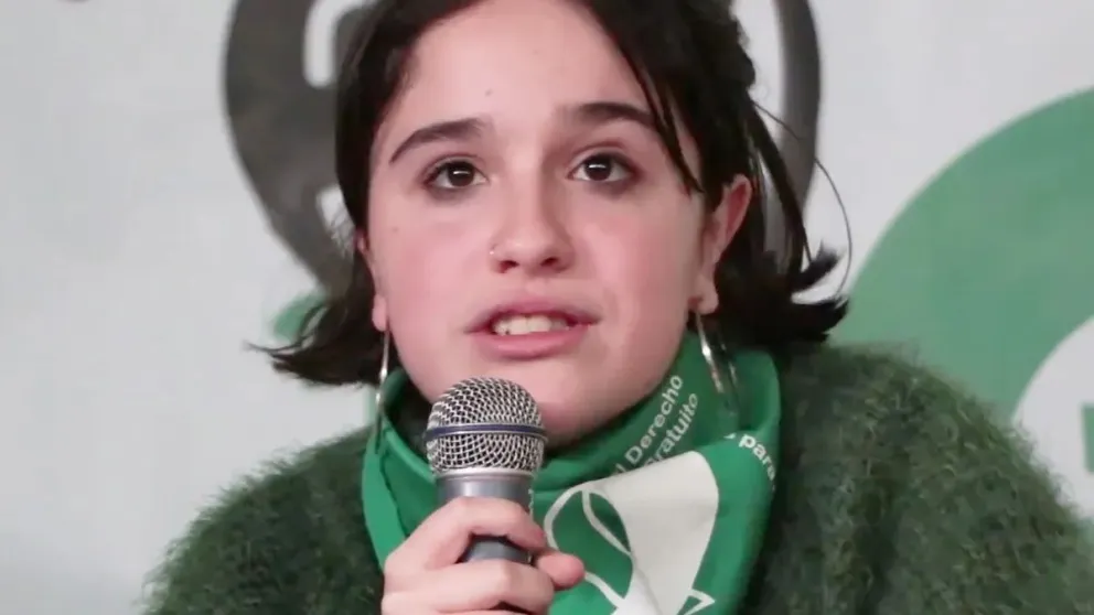 Ofelia Fernández presentará en Paraná su documental "Cómo ser feliz"