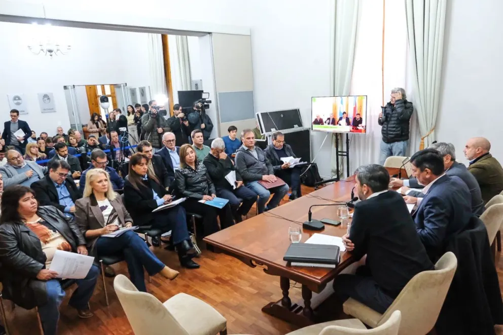 Reforma Previsional: Bagnat y Boleas defendieron el proyecto ante el Senado y advirtieron sobre el "desgaste inexorable" del sistema