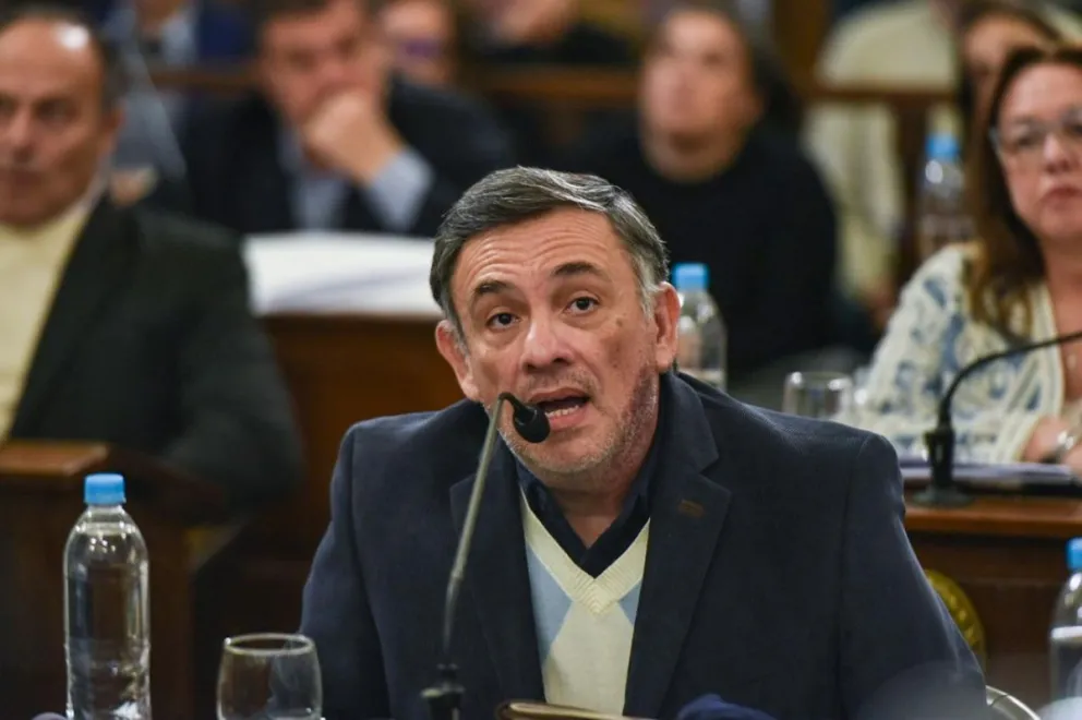 Senador de Concepción del Uruguay presentó dos propuestas para fortalecer la red pública de salud mental en el Departamento