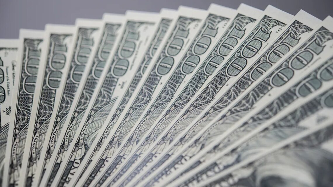 El dólar oficial selló su mayor suba semanal en casi dos meses y borró la caída acumulada en 2026