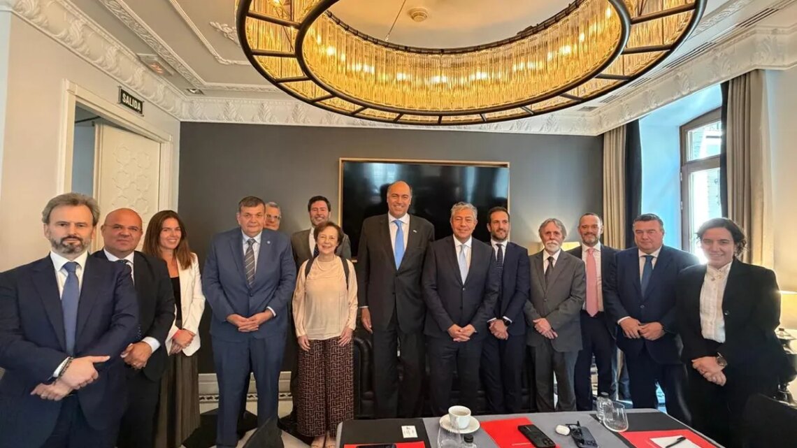 Rolando Figueroa se reunió con empresarios españoles y los invitó a invertir en Neuquén