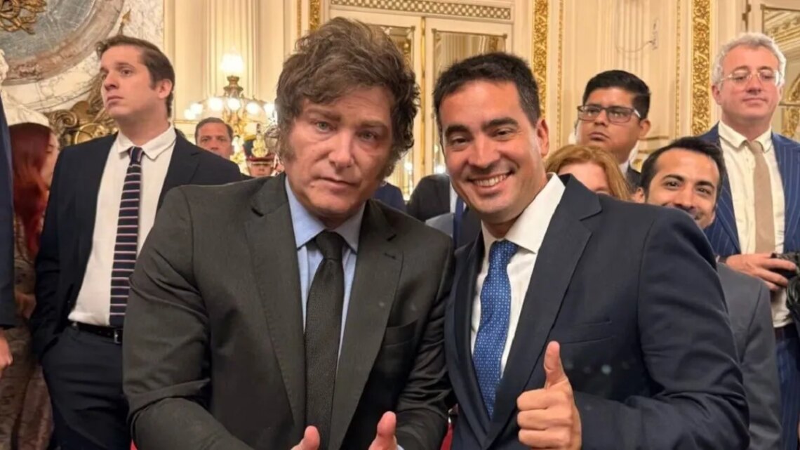 Los polémicos intercambios de tuits entre Javier Milei y Adrián Ravier: “Carece de velocidad mental”