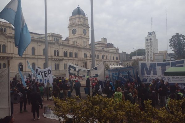 Utep denuncia tres meses sin alimentos: “El gobierno administra la exclusión”