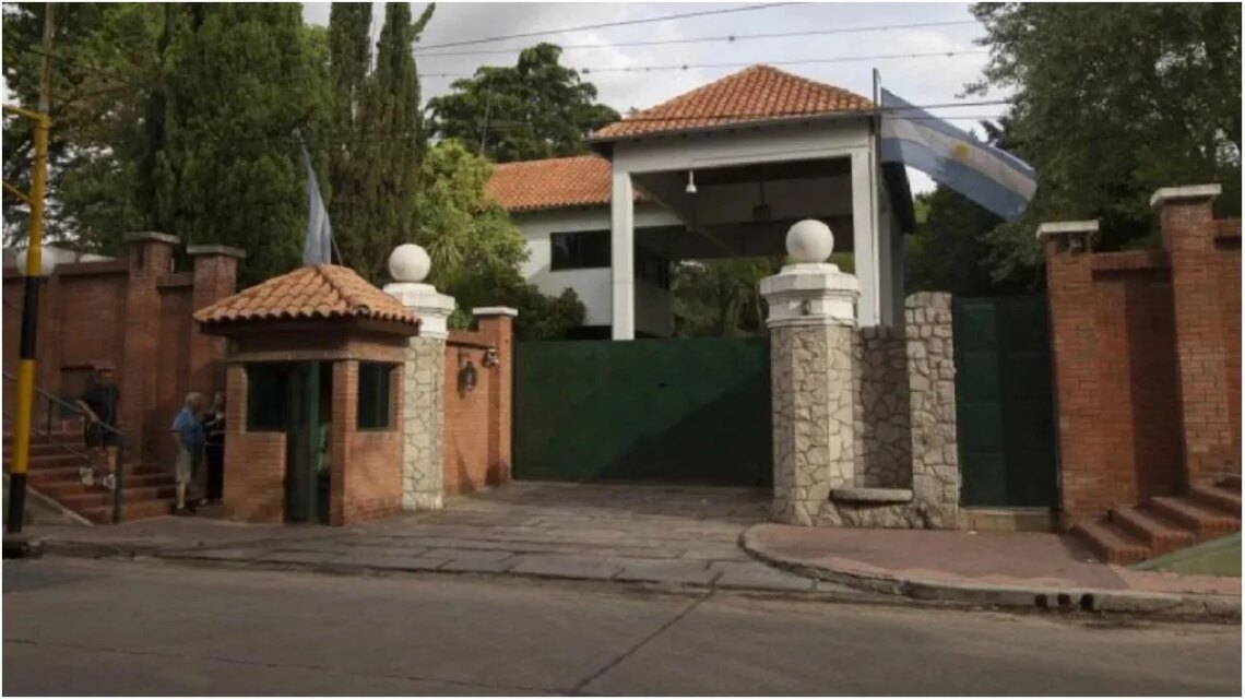 Javier Milei se reúne con Manuel Adorni en la Quinta de Olivos