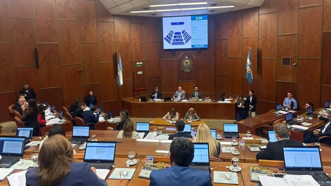 San Juan aprobó una ley de Financiamiento y Marcelo Orrego saldrá a tomar deuda para reactivar la obra pública