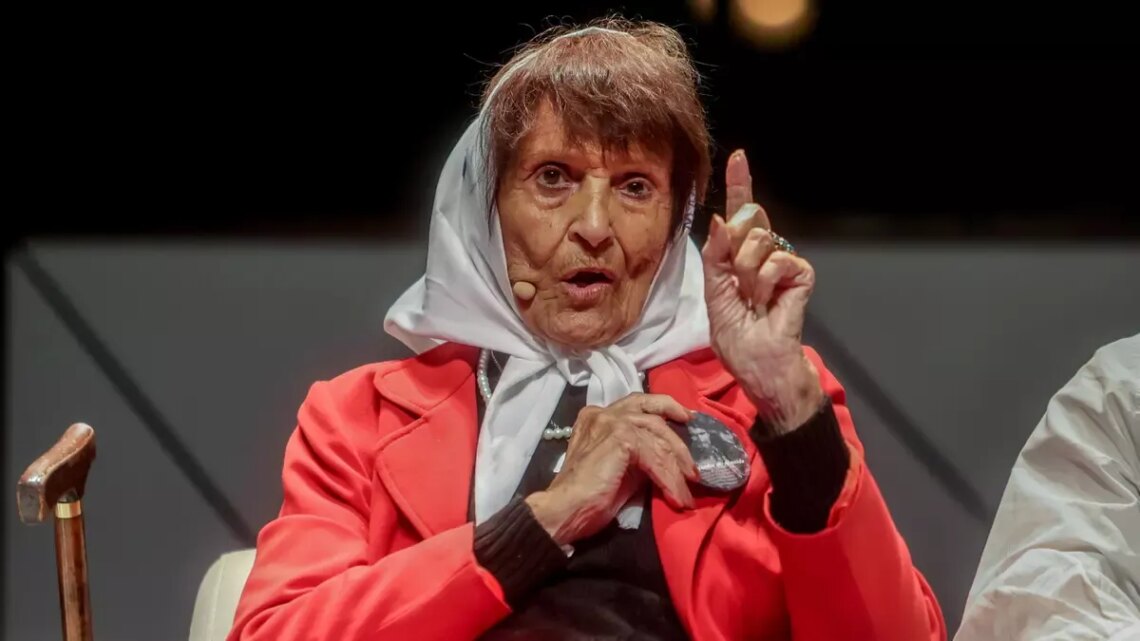 Falleció Taty Almeida, la “gorila” que abrazó la lucha por la memoria, tras el secuestro de uno de sus hijos